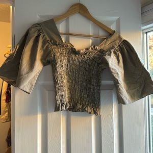 Lisa says gah ruched top!